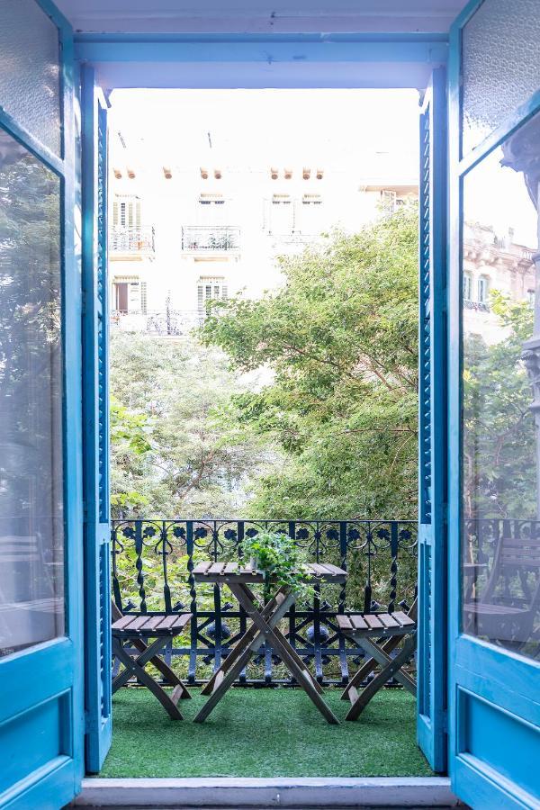 B-Garden Bcn Hostel Barcelona Bagian luar foto
